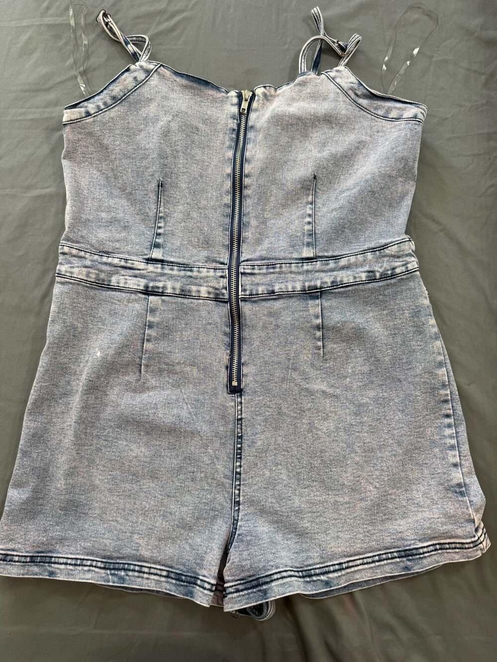 Denim Obsessed Project Rebel Women’s Medium Acid Wash Denim Romper Overall